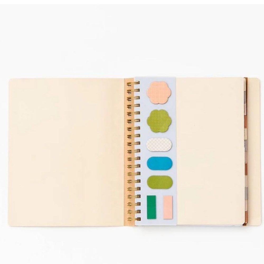 Floral 2025 Planner with Orange Accents - Picture 9 of 16